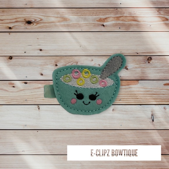 New fruit loops cereal feltie on hair clip for babies, girls, toddlers. - Picture 2 of 4